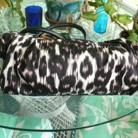 ❤️Dana Buchman Handbag  Black, White & Violet Shoulder Bag - Picture 3 of 8